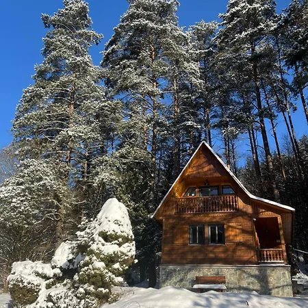 Dağ evi Za Dubem